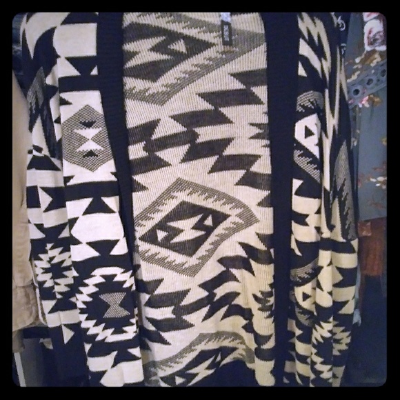 Women's Cardigan - Picture 1 of 1